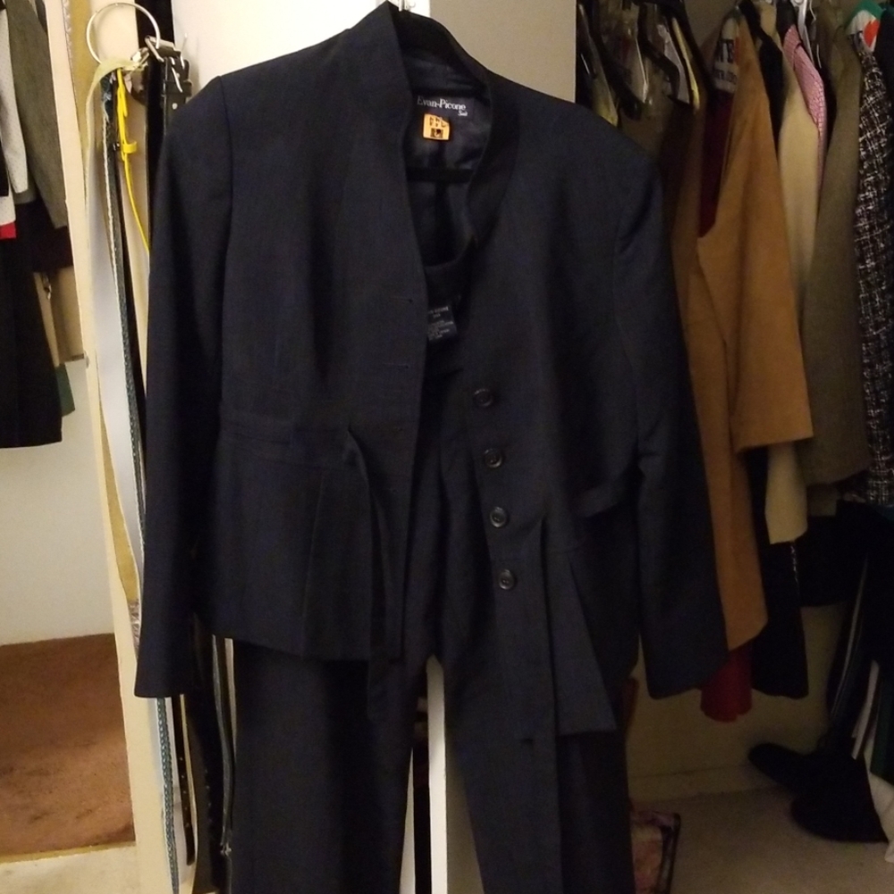 Suit